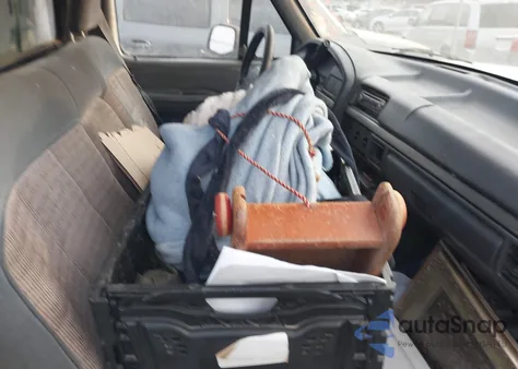 1993 Ford F150 из США, поврежденный, VIN 1FTEF15N1PLA78018